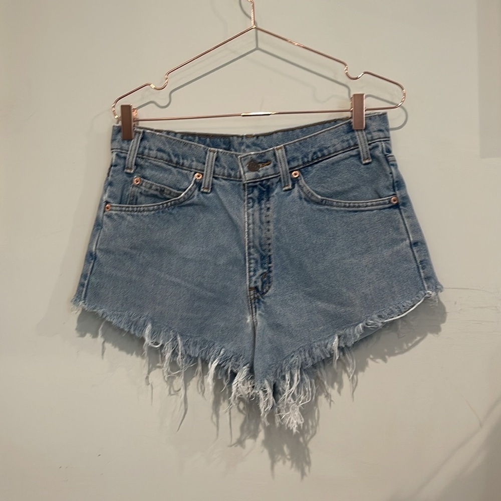 Vintage Levi’s Orange Tab Jean Cut-off shorts - Picture 12 of 16
